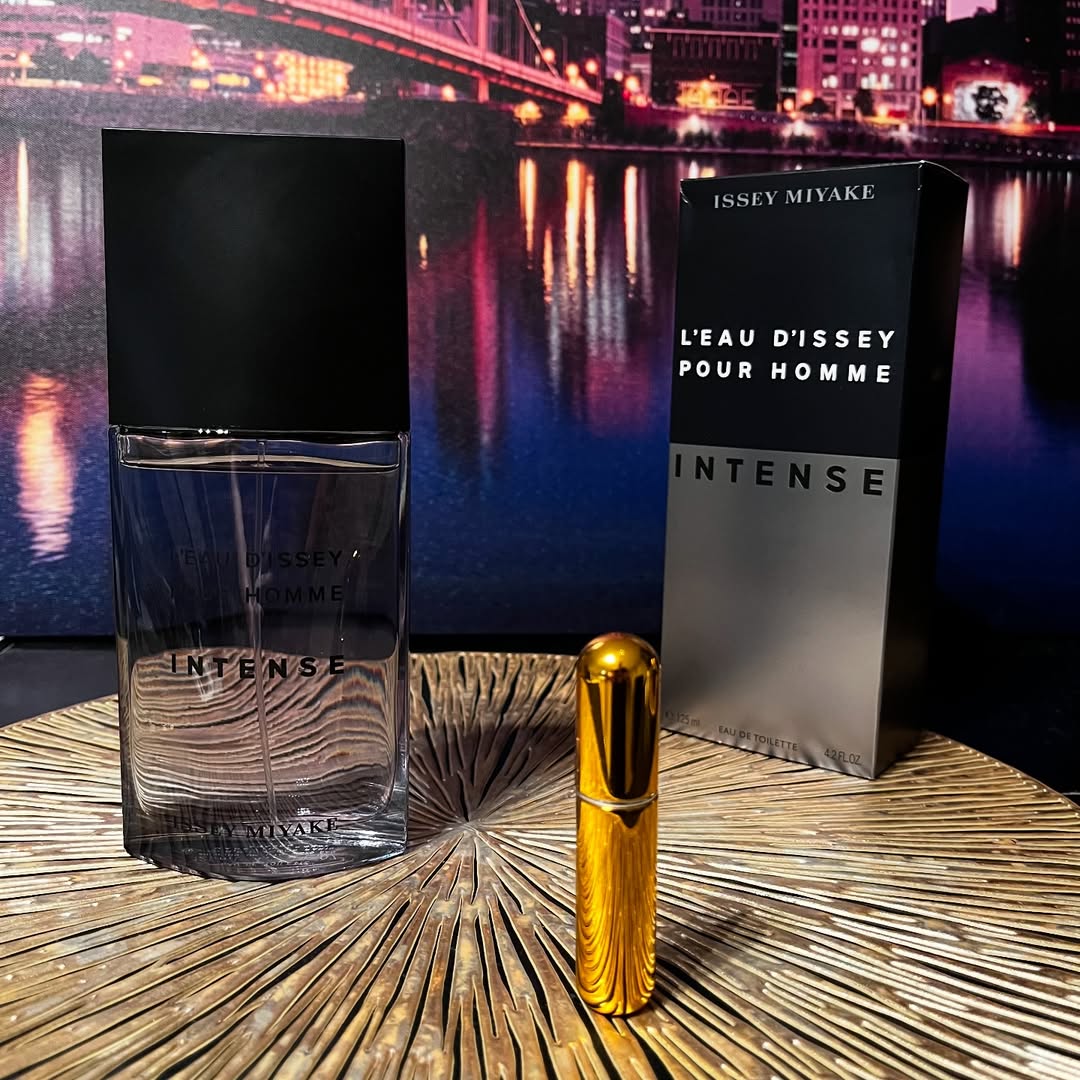 L’ EAU D’ ISSEY INTENSE - ISSEY MIYAKE